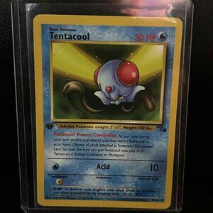 Tentacool - 56/62 - Common - 1st Edition  Fossil Pokemon Trading Card